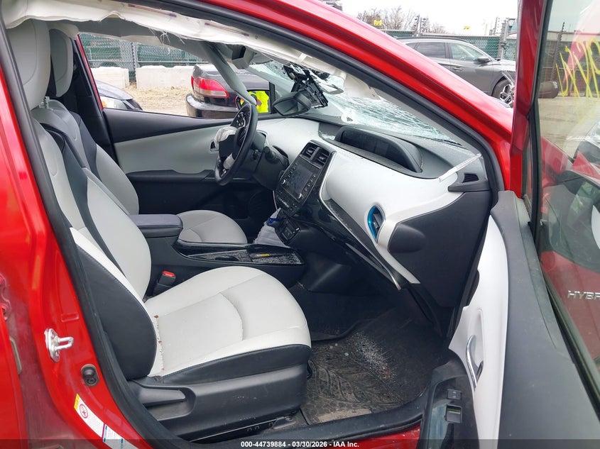 2020 Toyota Prius Xle Awd-E