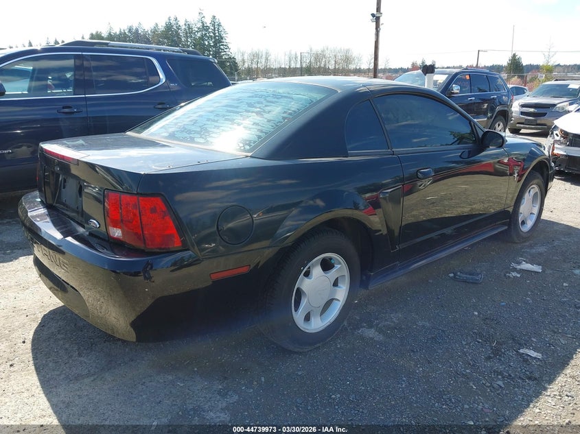 2000 Ford Mustang