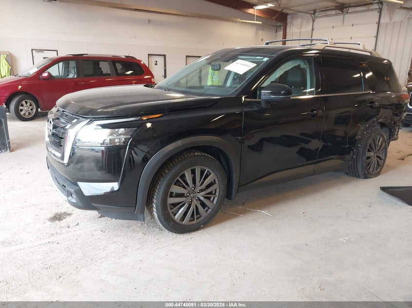 2022 Nissan Pathfinder Sl 4Wd