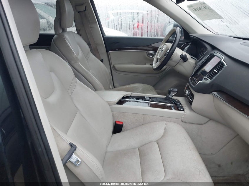 2016 Volvo Xc90 T6 Momentum