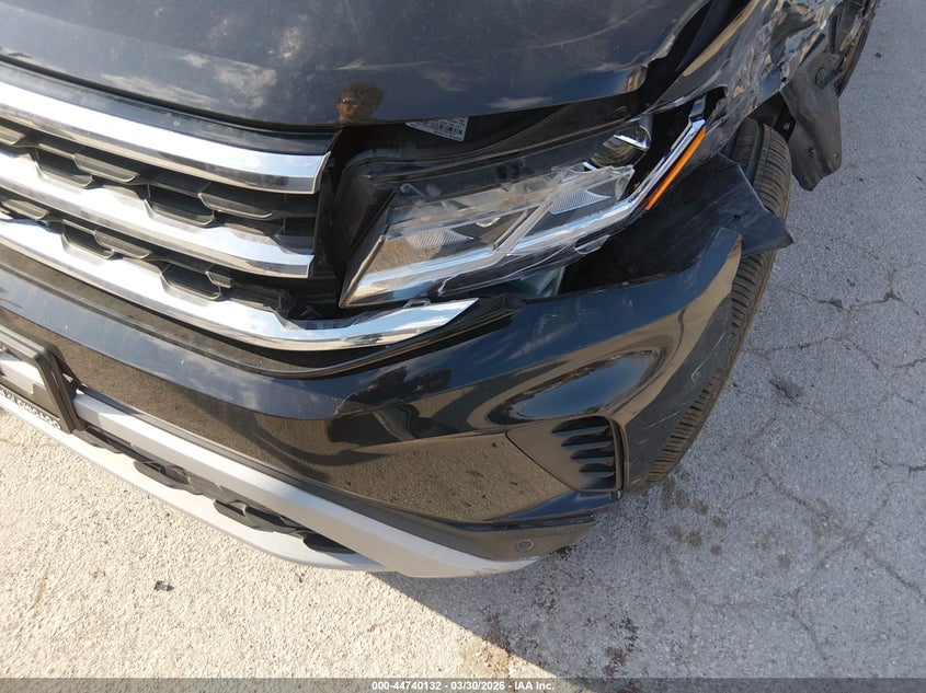 2020 Volkswagen Atlas Cross Sport 3.6L V6 Sel VIN: 1V2ME2CA4LC225767 Lot: 44740132