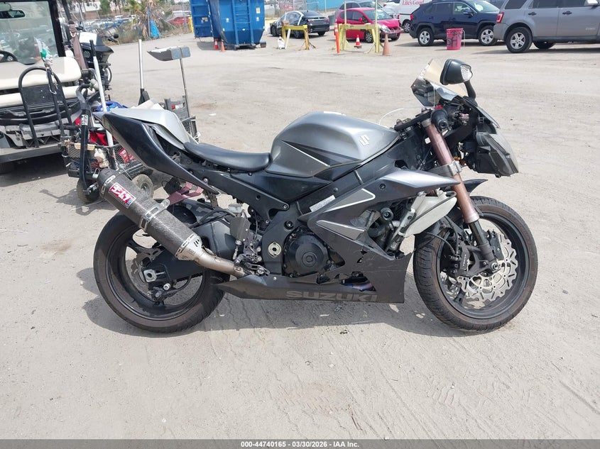 2006 Suzuki Gsx-R1000 VIN: JS1GT76A662111870 Lot: 44740165