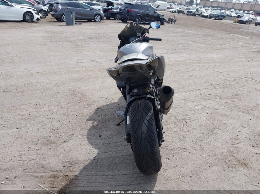 2006 Suzuki Gsx-R1000 VIN: JS1GT76A662111870 Lot: 44740165