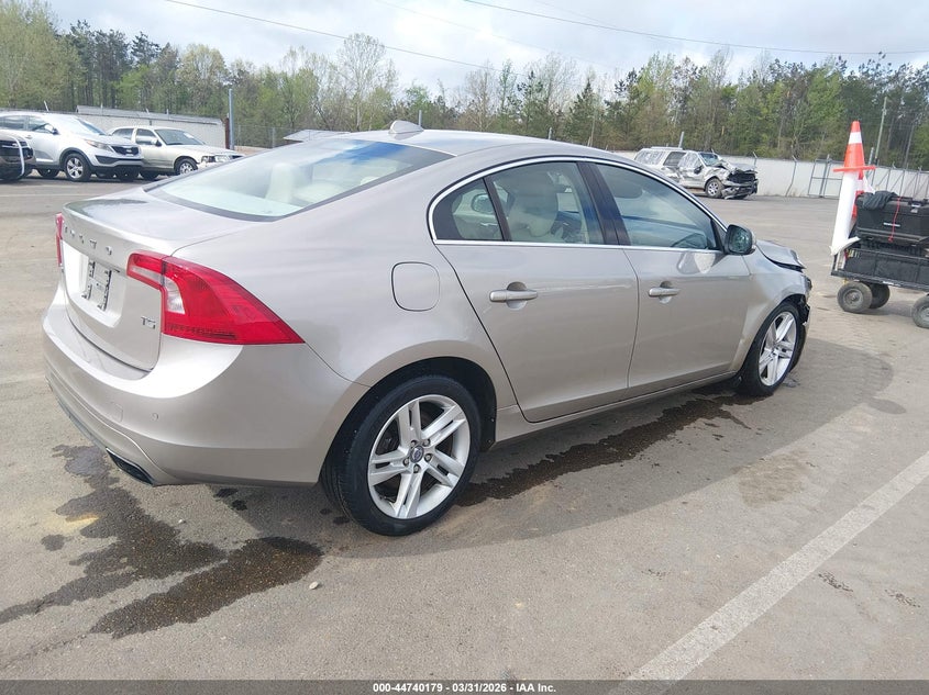 2015 Volvo S60 T5 Premier