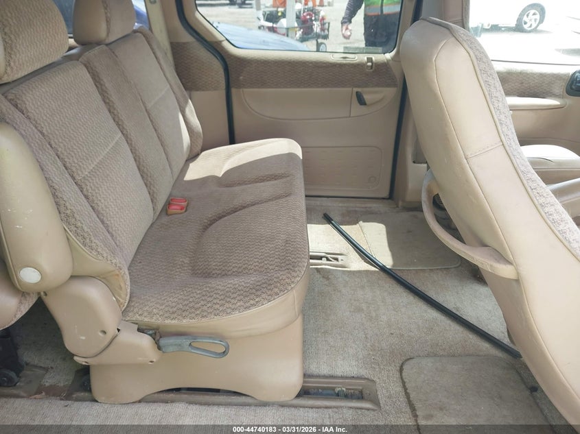 1998 Dodge Grand Caravan Se VIN: 2B4GP4439WR668512 Lot: 44740183