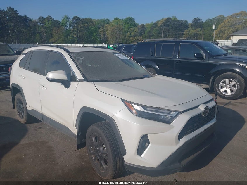 2025 TOYOTA RAV4 HYBRID XLE PREMIUM