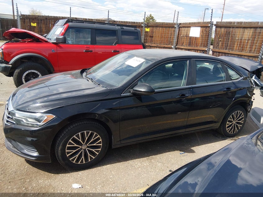 2020 Volkswagen Jetta 1.4T R-Line/1.4T S/1.4T Se VIN: 3VWCB7BU8LM007549 Lot: 44740241