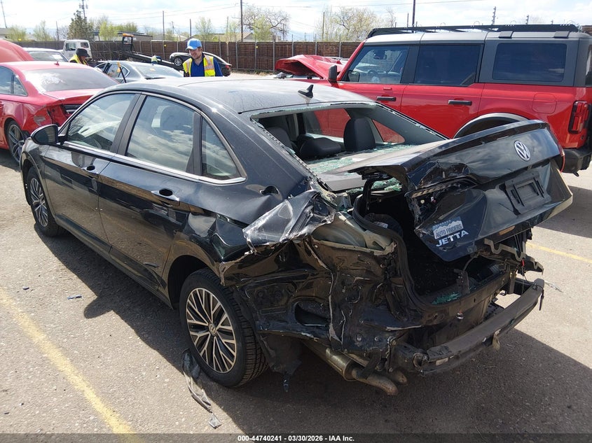 2020 Volkswagen Jetta 1.4T R-Line/1.4T S/1.4T Se VIN: 3VWCB7BU8LM007549 Lot: 44740241