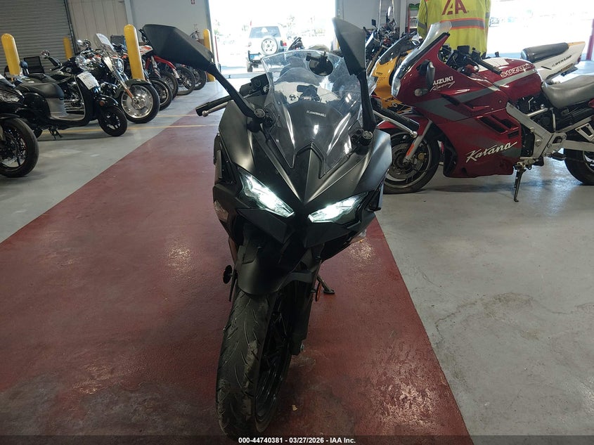 2026 KAWASAKI NINJA SPORT_BIKE 2