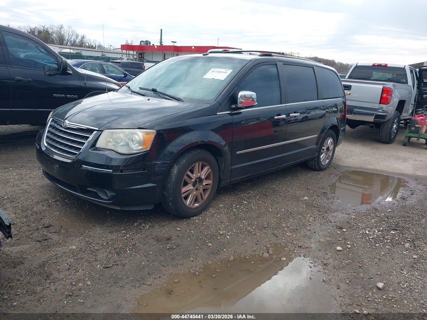 2008 Chrysler Town & Country Limited