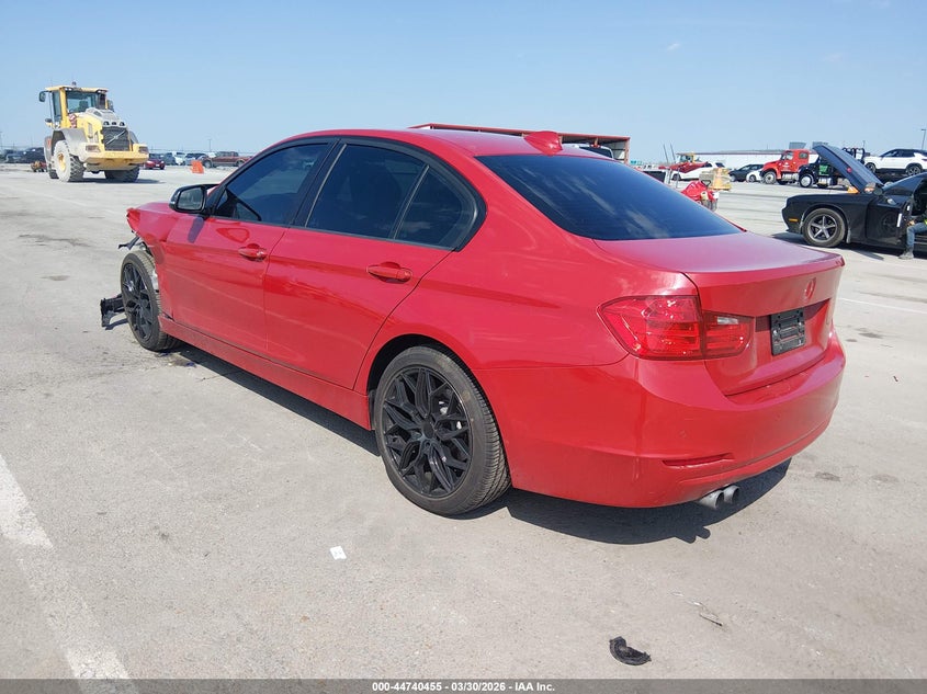 Vin: wba3b3g50fnr87671, lot: 45237643, bmw 328i xdrive 20153