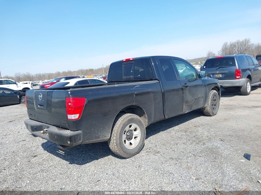 2005 Nissan Titan Xe