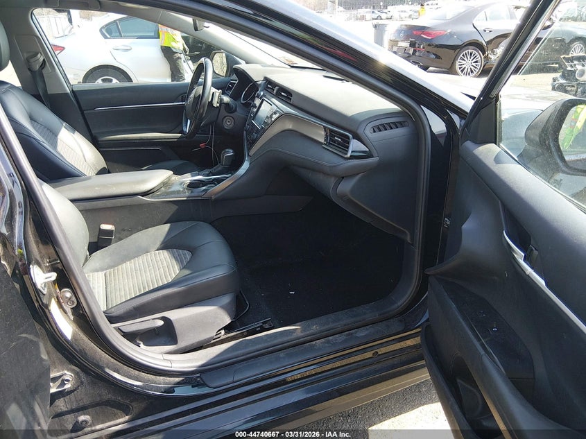 2019 Toyota Camry Se