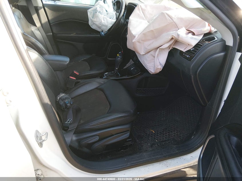 2021 Jeep Compass Altitude Fwd