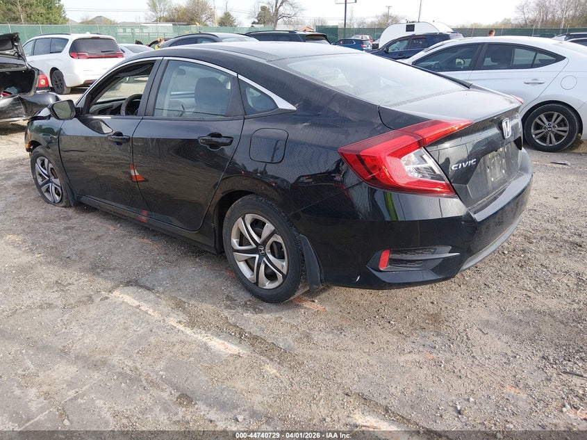 VIN 19XFC2F5XHE031355 2017 HONDA CIVIC LX