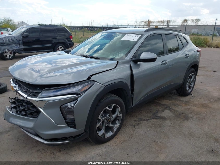 2025 Chevrolet Trax Fwd Lt KL77LHEP7SC311529 photo 1