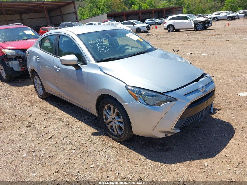 2017 TOYOTA YARIS IA