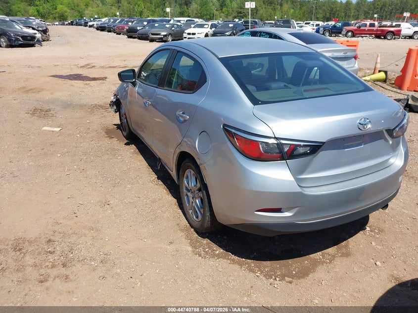 VIN 3MYDLBYV7HY180939 2017 TOYOTA YARIS IA