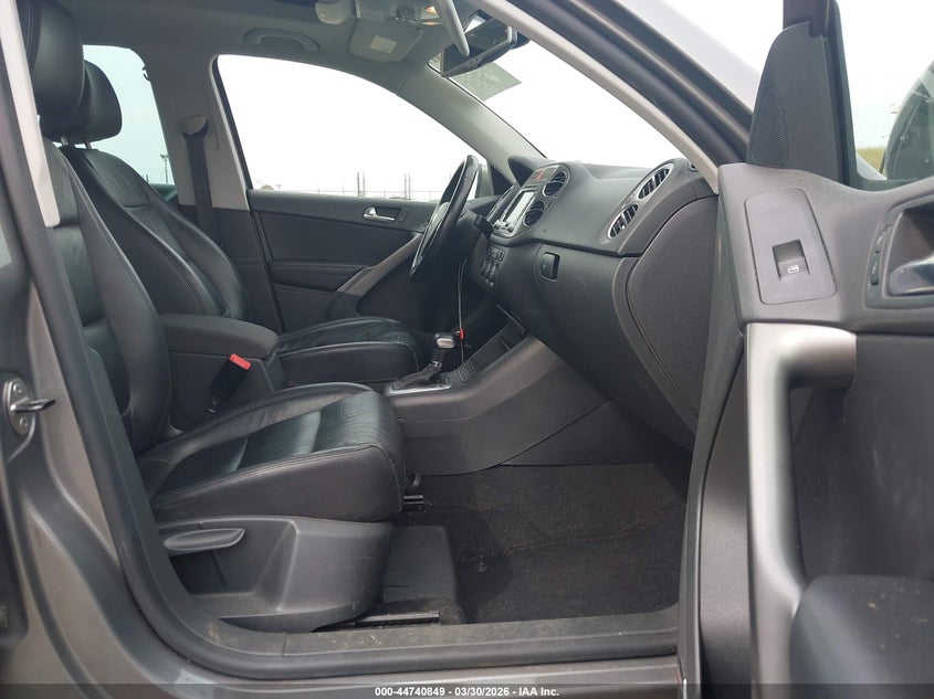 2009 Volkswagen Tiguan Sel