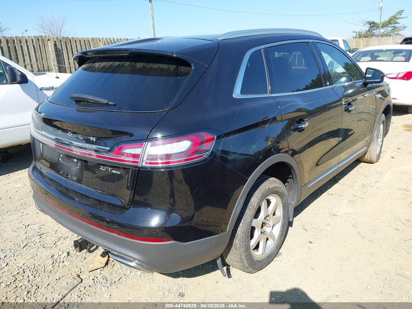 2019 Lincoln Nautilus Reserve