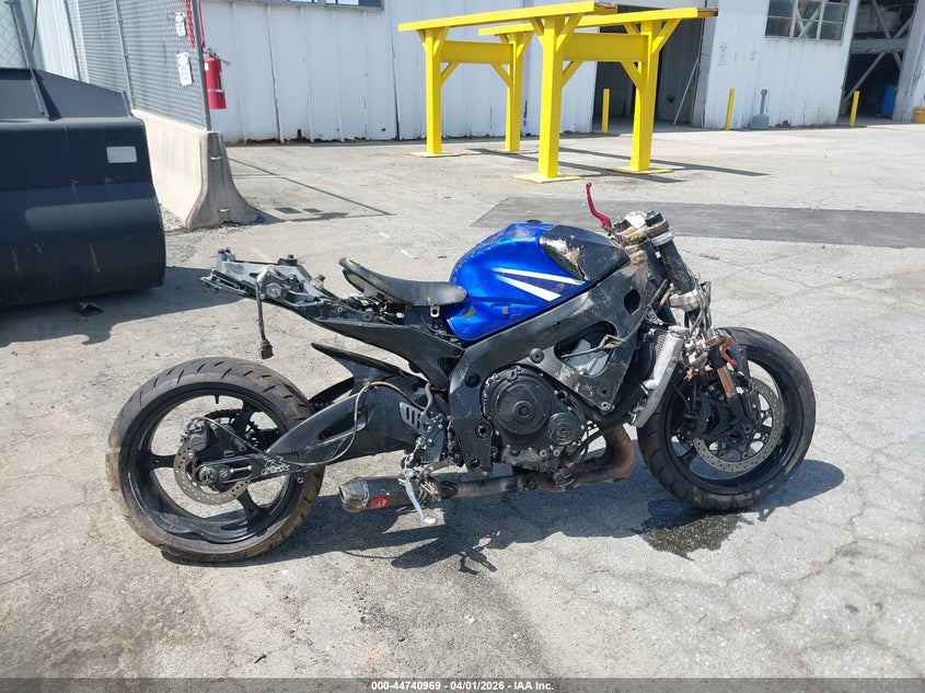 2007 Suzuki Gsx-R750 VIN: JS1GR7KA672113897 Lot: 44740969