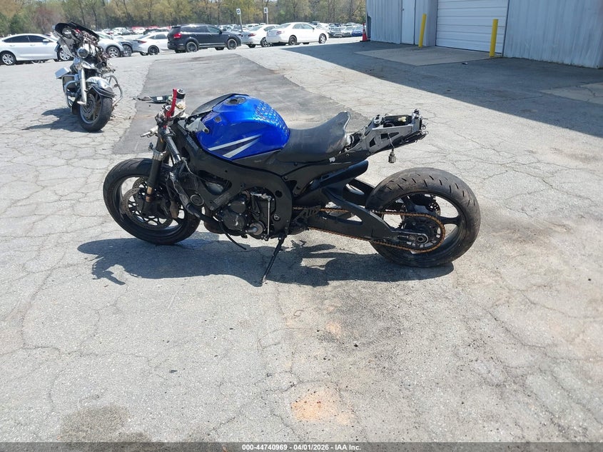 2007 Suzuki Gsx-R750 VIN: JS1GR7KA672113897 Lot: 44740969