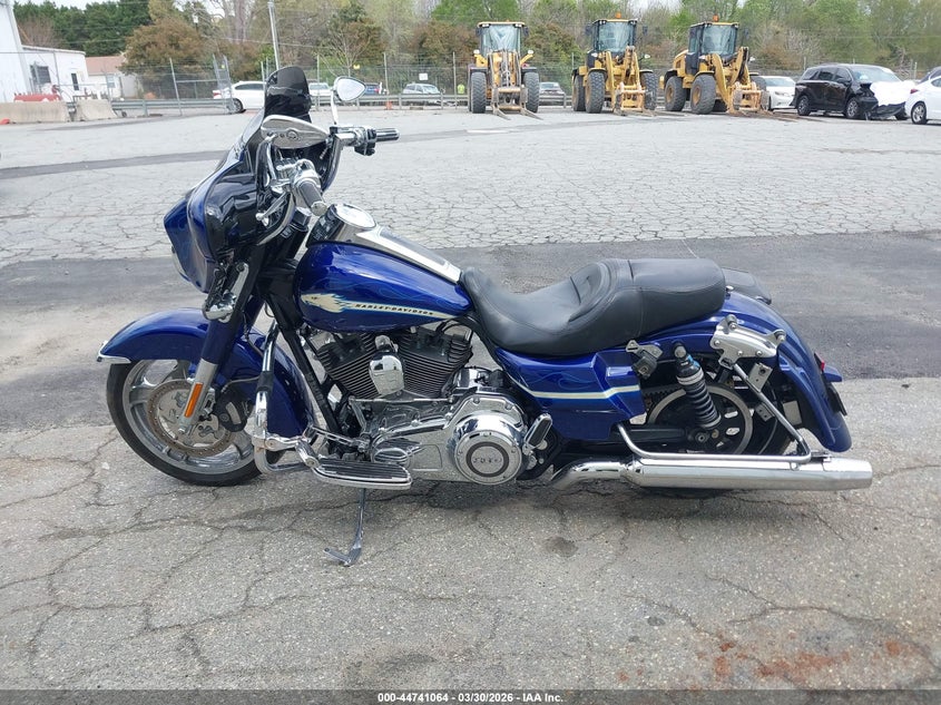 2010 Harley-Davidson Flhxse VIN: 1HD1PZ811AB956898 Lot: 44741064
