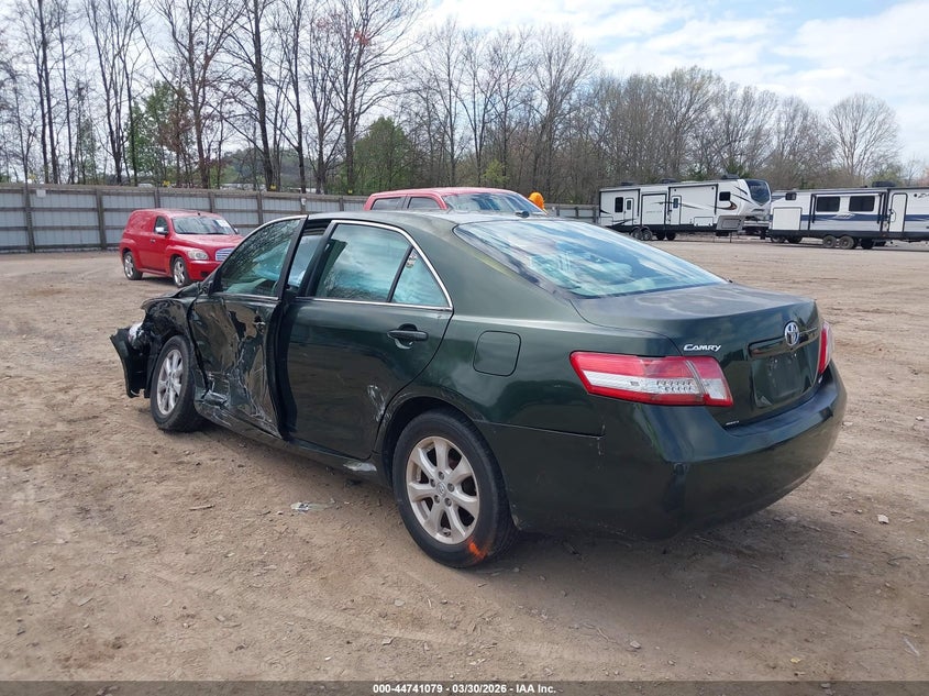 2011 Toyota Camry Le