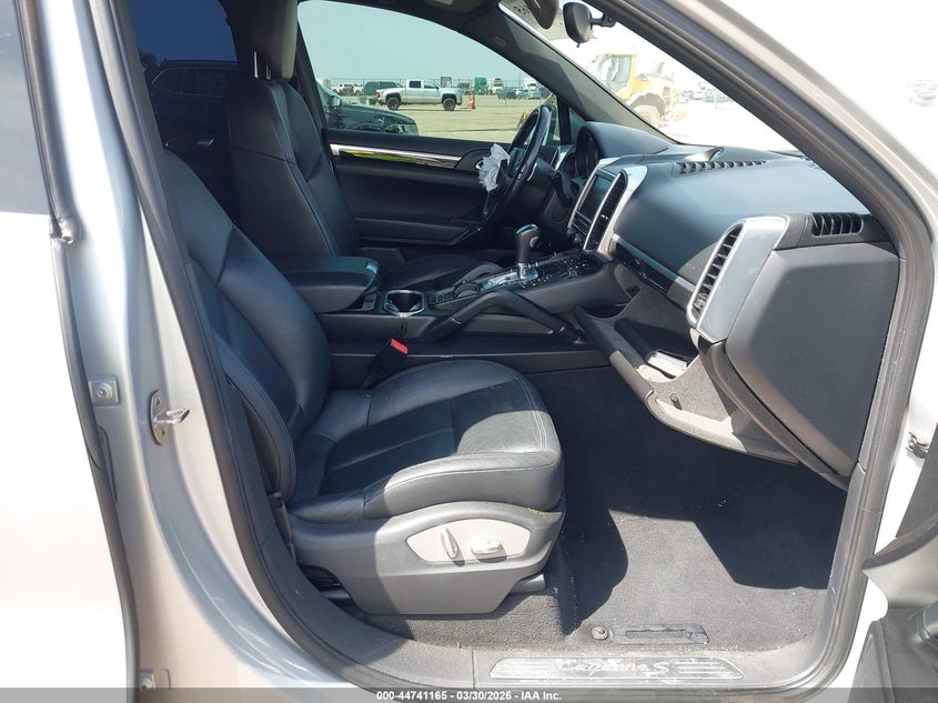 2011 Porsche Cayenne S