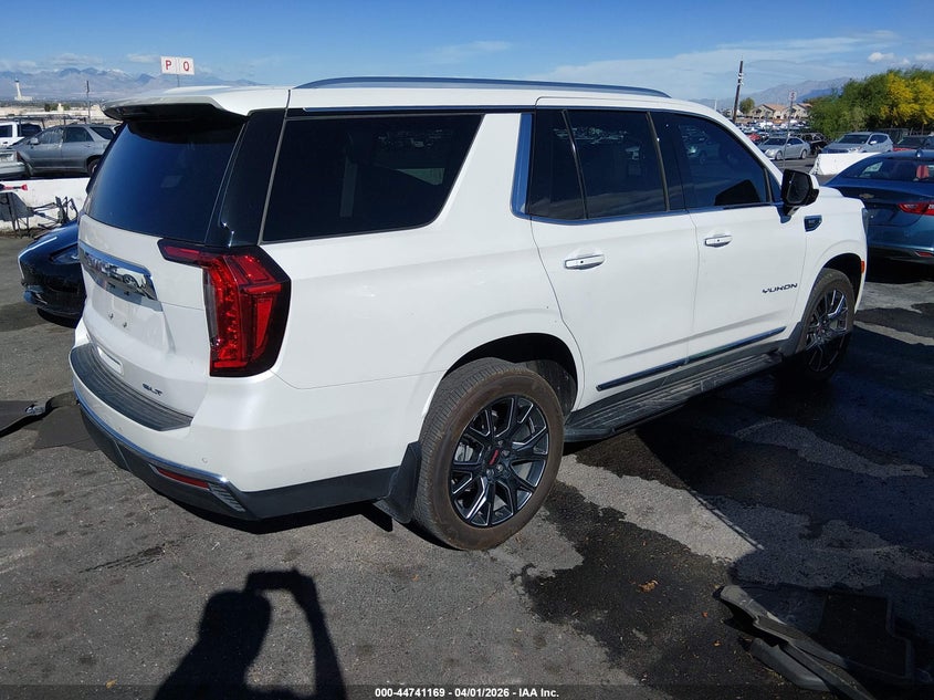 2023 GMC Yukon 4Wd Slt