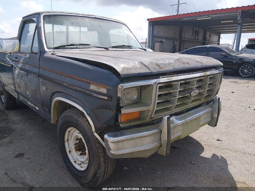 1986 FORD F250 auction photo 6