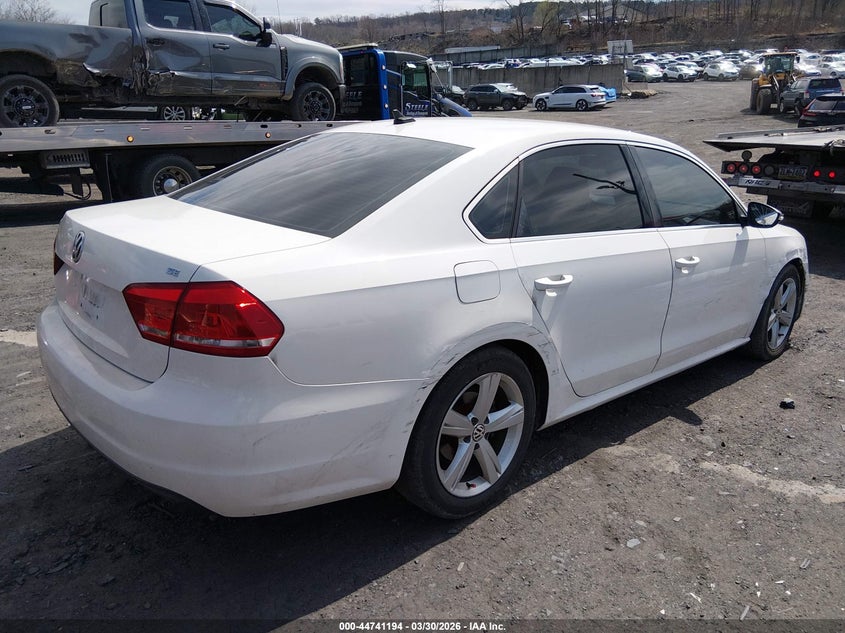 2012 Volkswagen Passat 2.5L Se