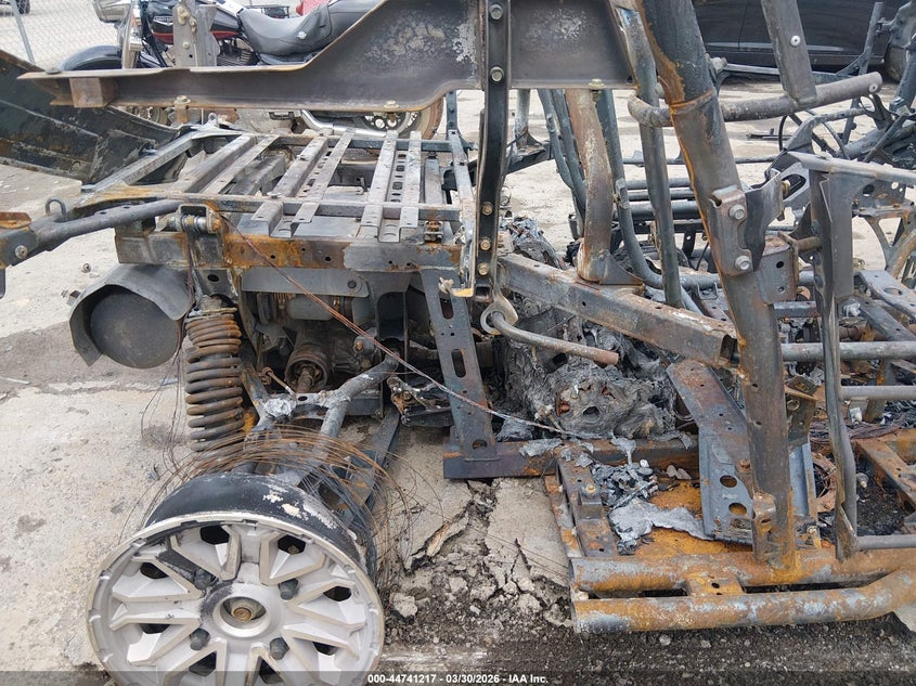 2024 YAMAHA YXE1000 auction photo 8