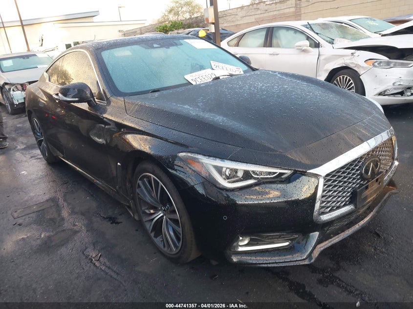 2021 Infiniti Q60 Luxe