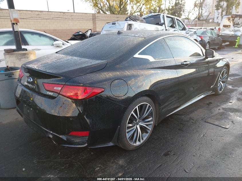 2021 Infiniti Q60 Luxe