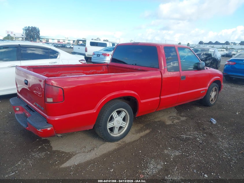 2000 Chevrolet S-10 Ls