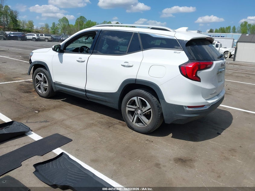 2018 GMC TERRAIN auction photo 3