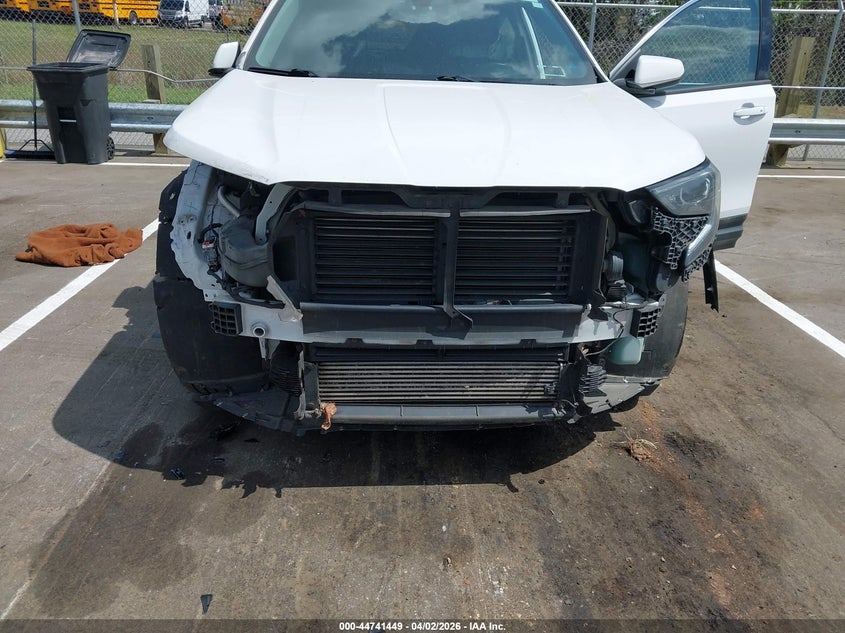 2018 GMC TERRAIN auction photo 6