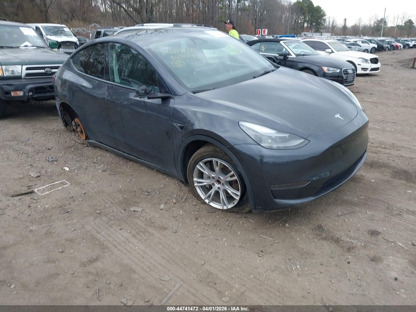 2024 Tesla Model Y Long Range Single Motor Rear-Wheel Drive/Rwd