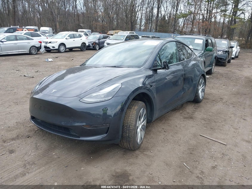 2024 Tesla Model Y Long Range Single Motor Rear-Wheel Drive/Rwd