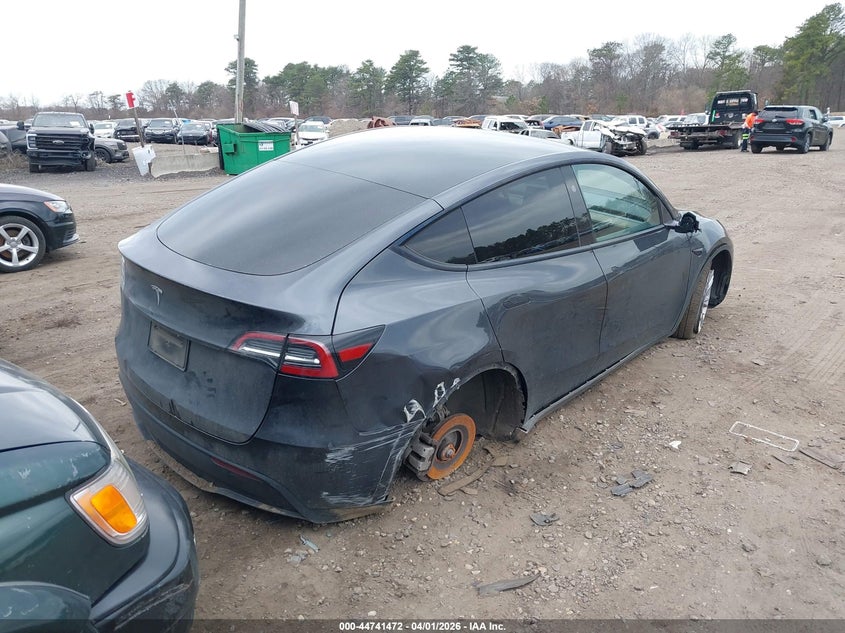 2024 Tesla Model Y Long Range Single Motor Rear-Wheel Drive/Rwd