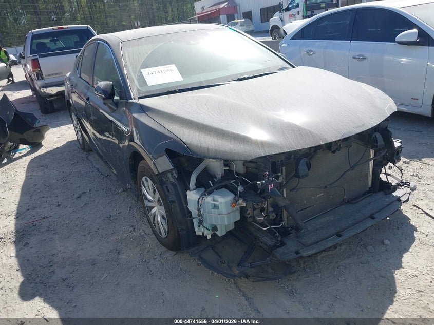 2018 Toyota Camry Hybrid Le