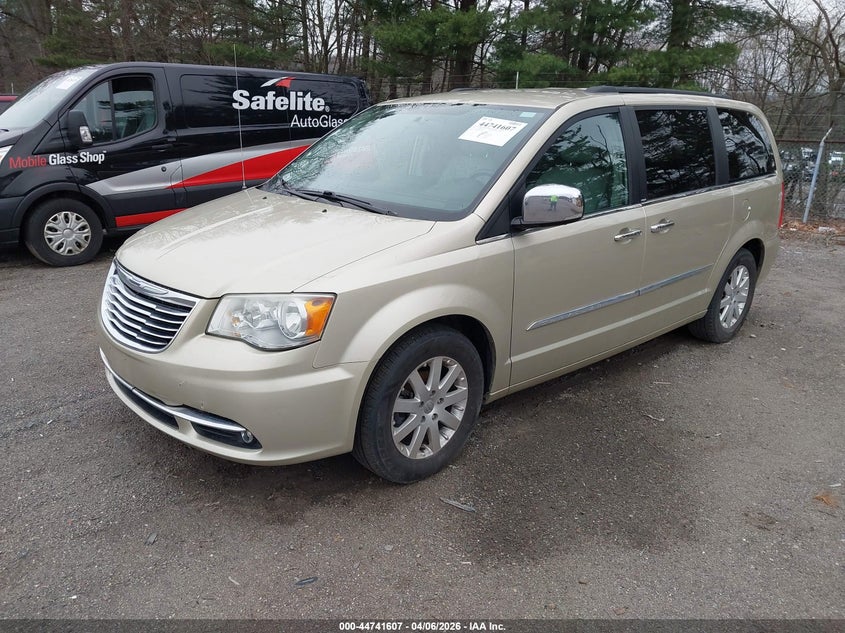 2011 Chrysler Town & Country Touring-L