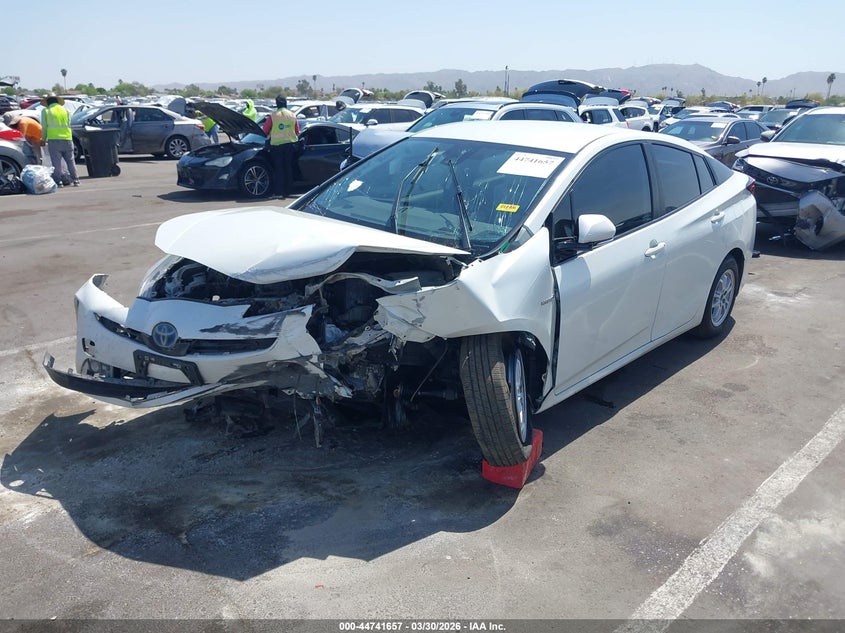 2019 Toyota Prius Xle