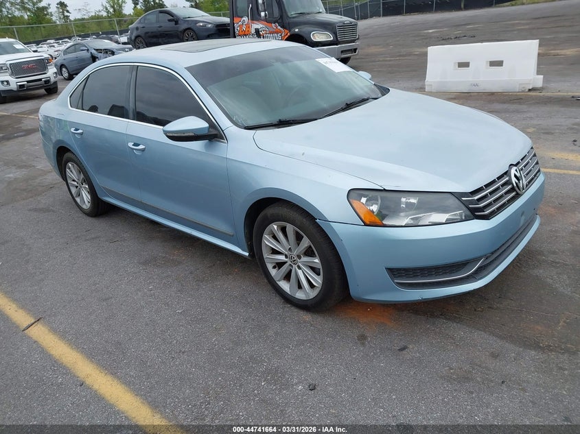 2012 Volkswagen Passat 2.5L Sel