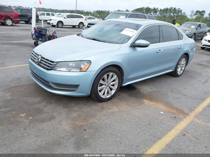 2012 Volkswagen Passat 2.5L Sel