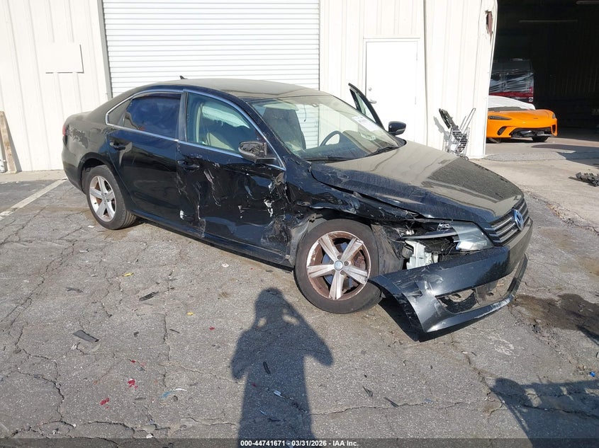 2013 Volkswagen Passat 2.5L Se