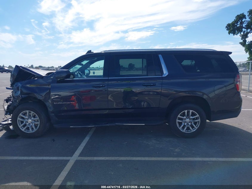 2022 Chevrolet Suburban 4Wd Lt VIN: 1GNSKCKD9NR164135 Lot: 44741716