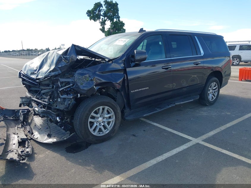 2022 Chevrolet Suburban 4Wd Lt