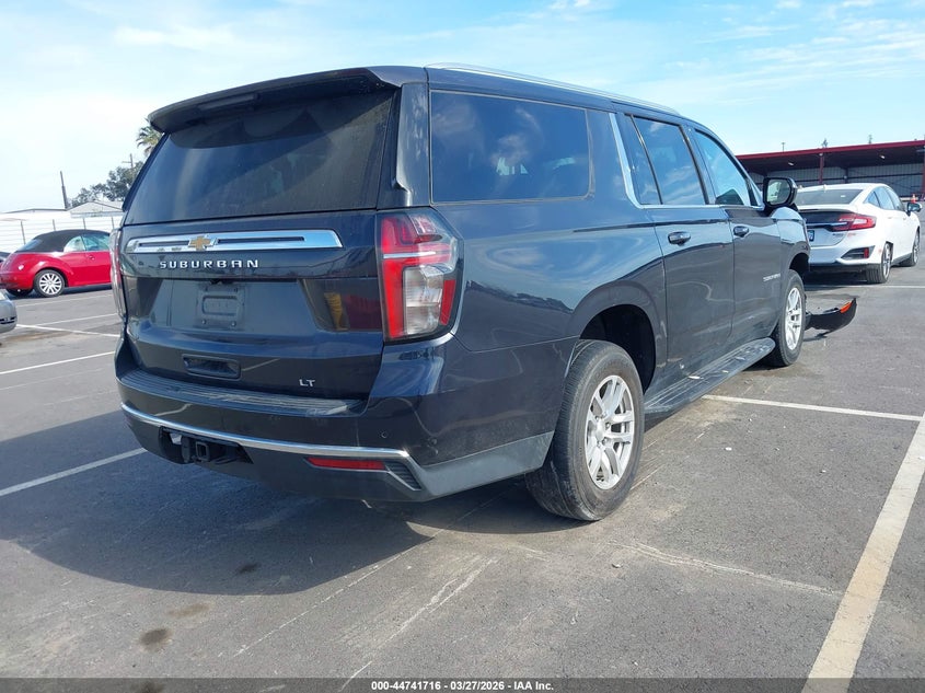 2022 Chevrolet Suburban 4Wd Lt
